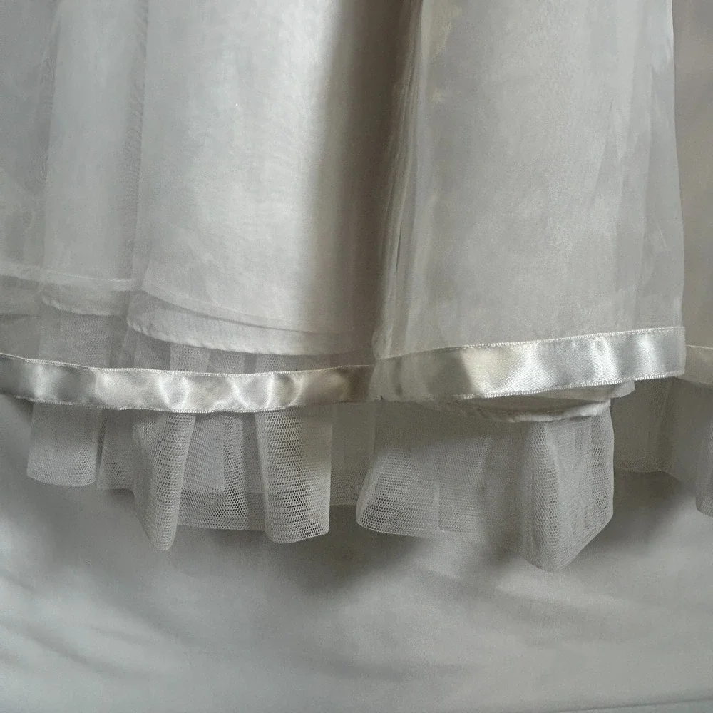 Jona Michelle Girls 8 White Formal Dress Wedding Flower Communion Tulle Roses